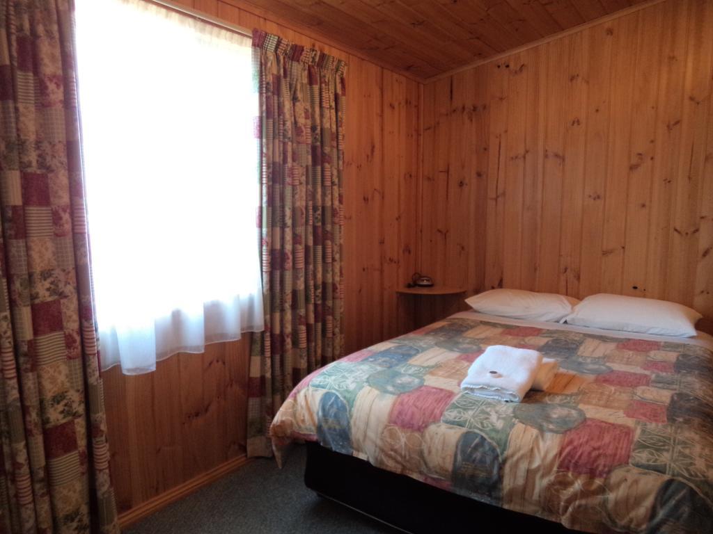 Bicheno East Coast Holiday Park Room photo